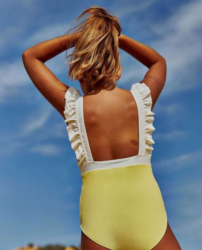 Maillot de bain une-pièce anti-UV pour fille et bébé Lauren en Canary de CANOPEA