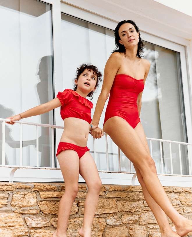 Maillot de bain une-pièce anti-UV pour femme Elise en cranberry de CANOPEA