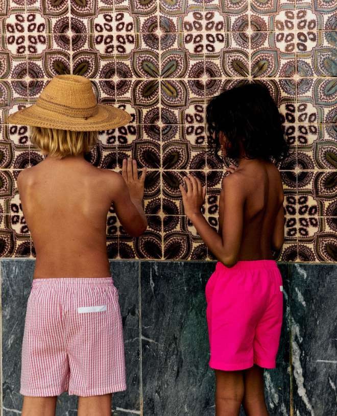 Short de bain anti-UV pour garçon Biarritz en Fuschia de CANOPEA