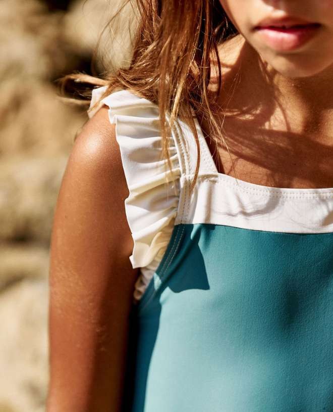 Maillot de bain une-pièce anti-UV pour fille et bébé Lauren en teal de CANOPEA