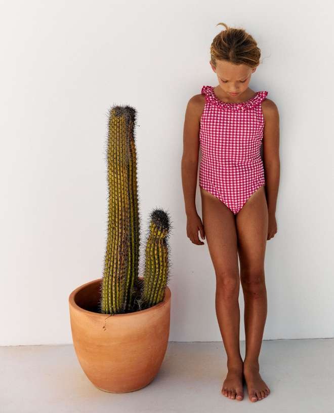 Maillot de bain une-pièce anti-UV pour fille Alba en vichy fuschia de CANOPEA