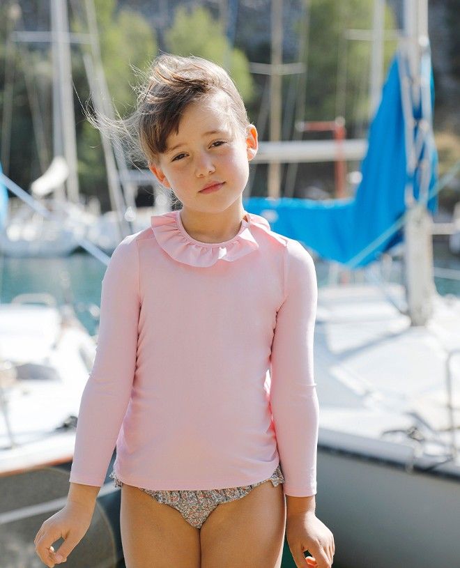 Sun protective rashguard for girl or baby in Dragée pink by Canopea