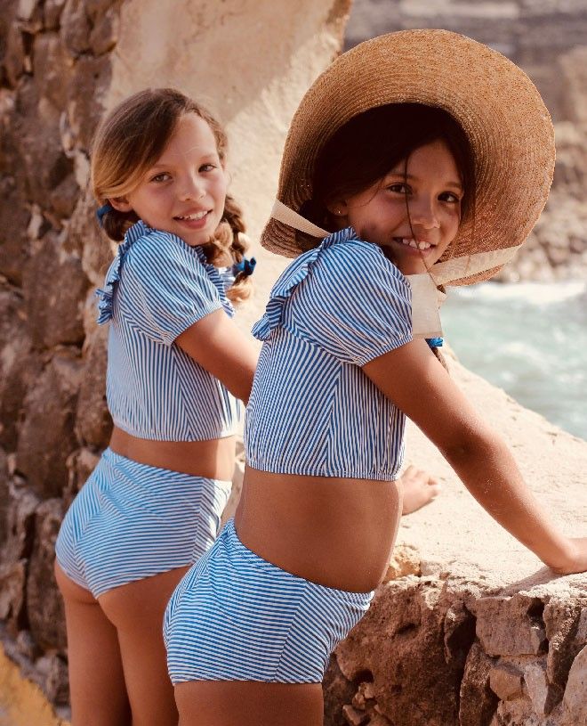 2 pieces swimming suit for girls from CANOPEA and Bonjour Diary