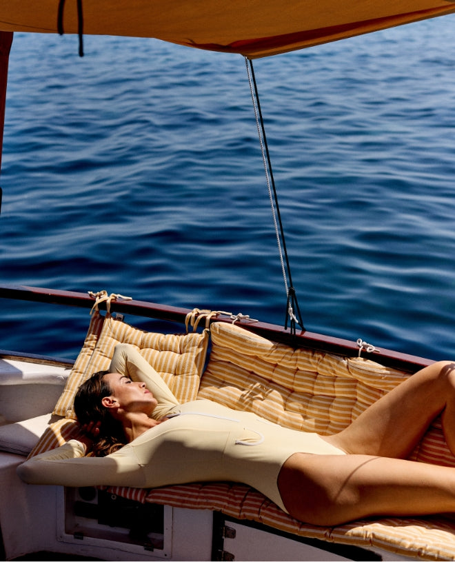 Maillot de bain une-pièce anti-UV pour femme Charlotte en couleur Butter de CANOPEA 