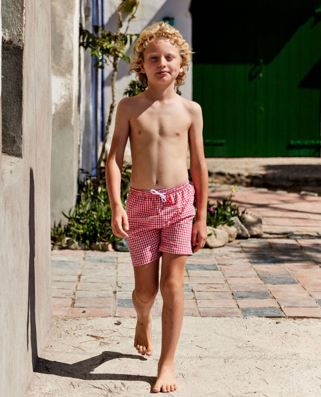 Short de bain pour garçon Diego en vichy raspberry de CANOPEA